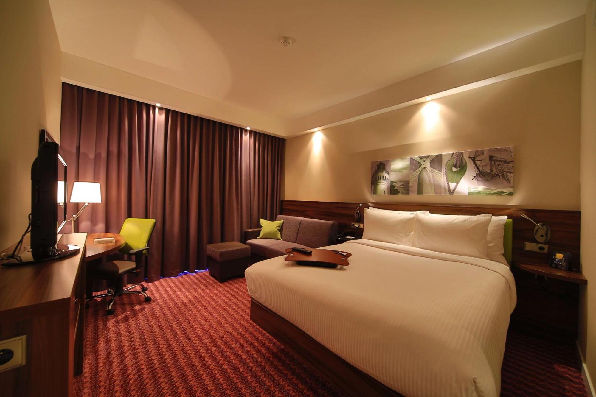Hampton By Hilton Swinoujscie Hotel ภายนอก รูปภาพ