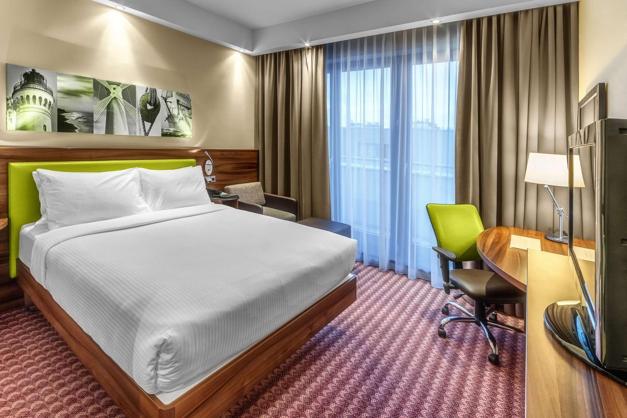 Hampton By Hilton Swinoujscie Hotel ภายนอก รูปภาพ