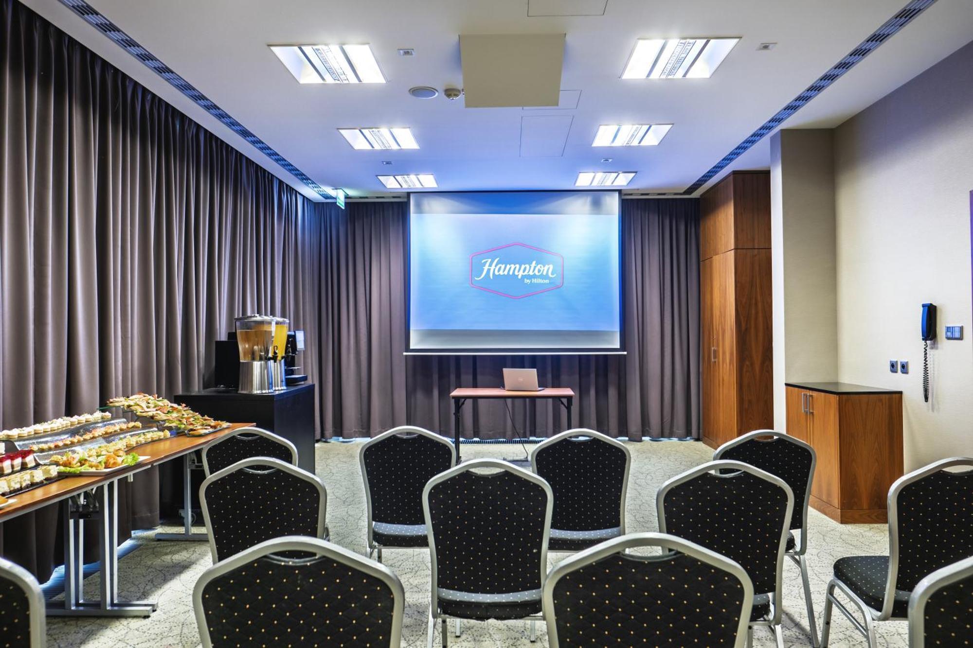Hampton By Hilton Swinoujscie Hotel ภายนอก รูปภาพ