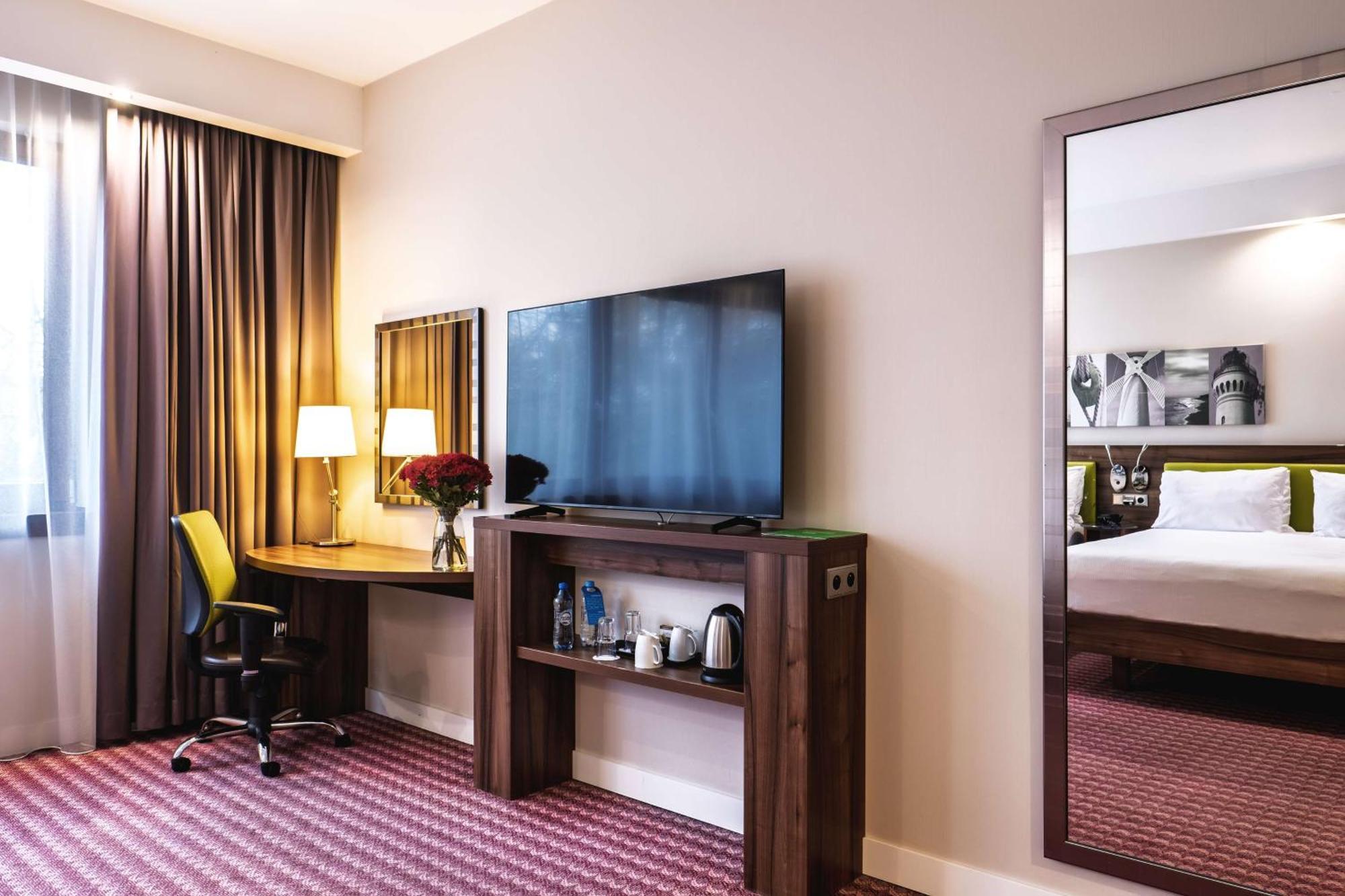 Hampton By Hilton Swinoujscie Hotel ภายนอก รูปภาพ